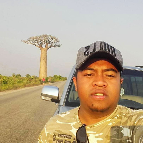 Hery R.
